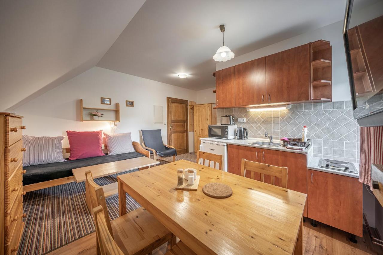 Apartmany Rubinovi Horejsi Vrchlabi Oda fotoğraf